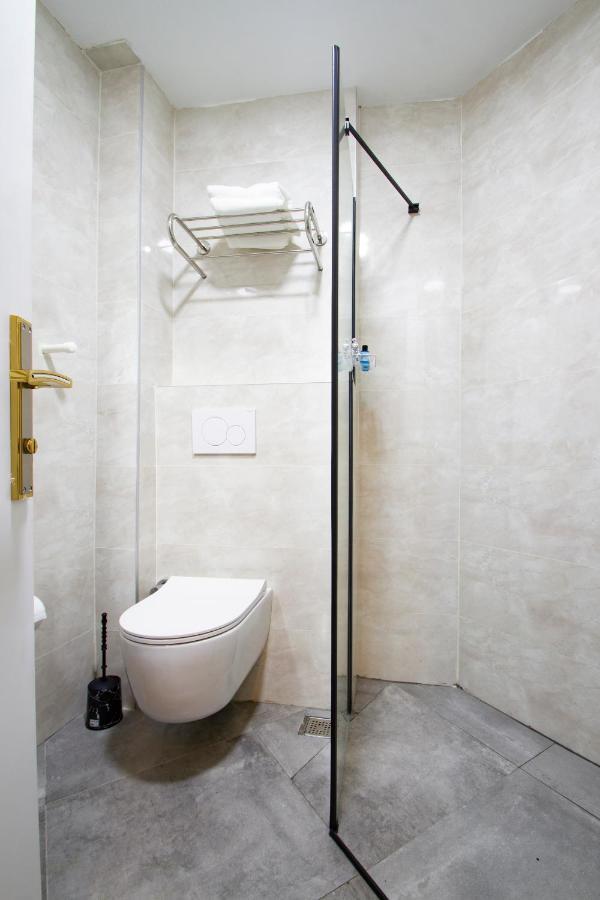 Turna Hotel Истанбул Екстериор снимка