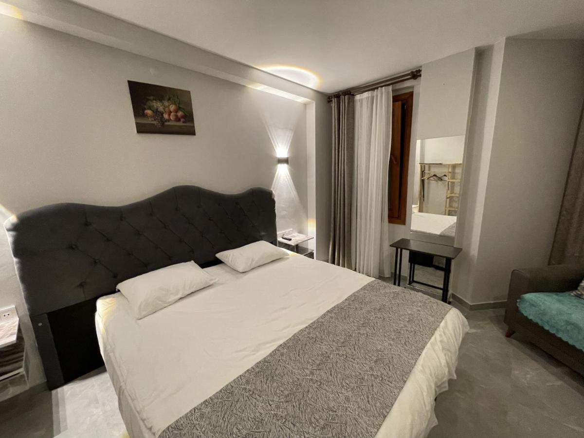 Turna Hotel Истанбул Екстериор снимка